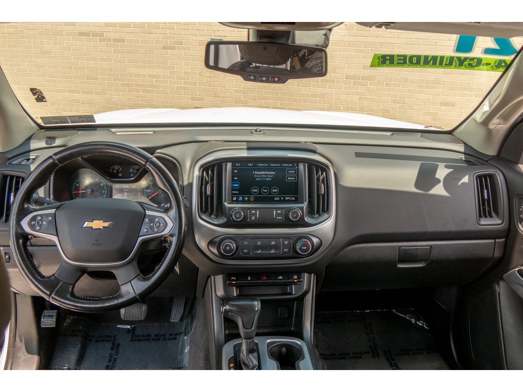Vehicle image 13 of 29
