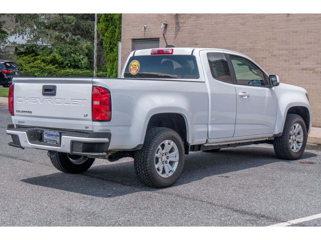 Vehicle image 3 of 29