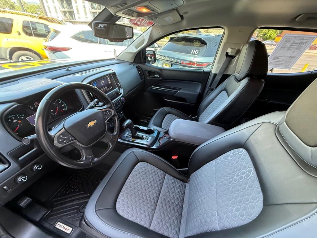 Vehicle image 37 of 49