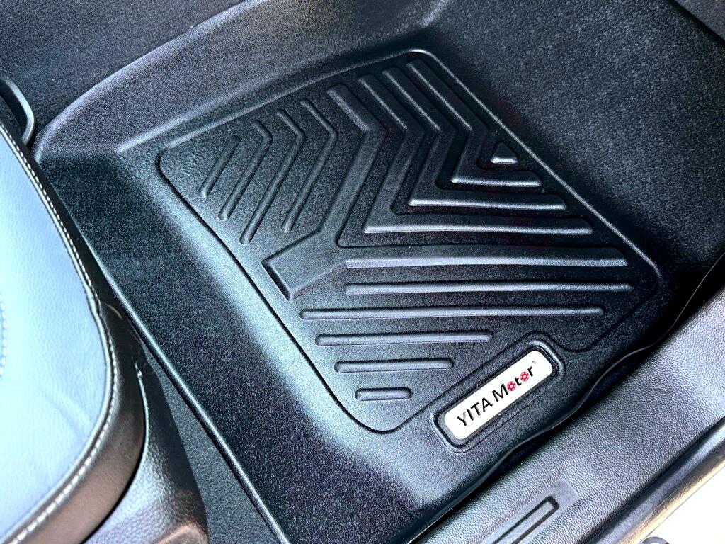 Vehicle image 20 of 49