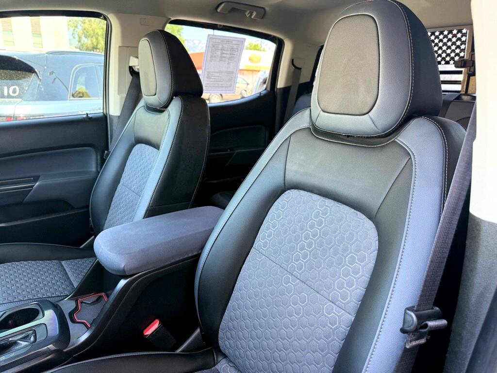 Vehicle image 29 of 49