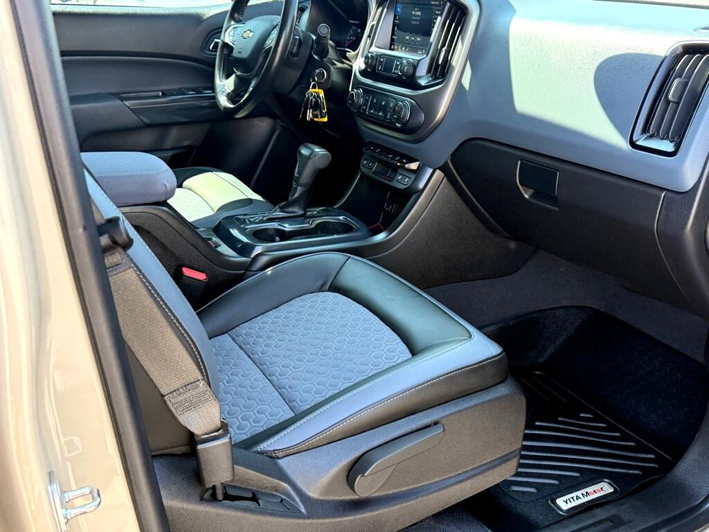 Vehicle image 22 of 49