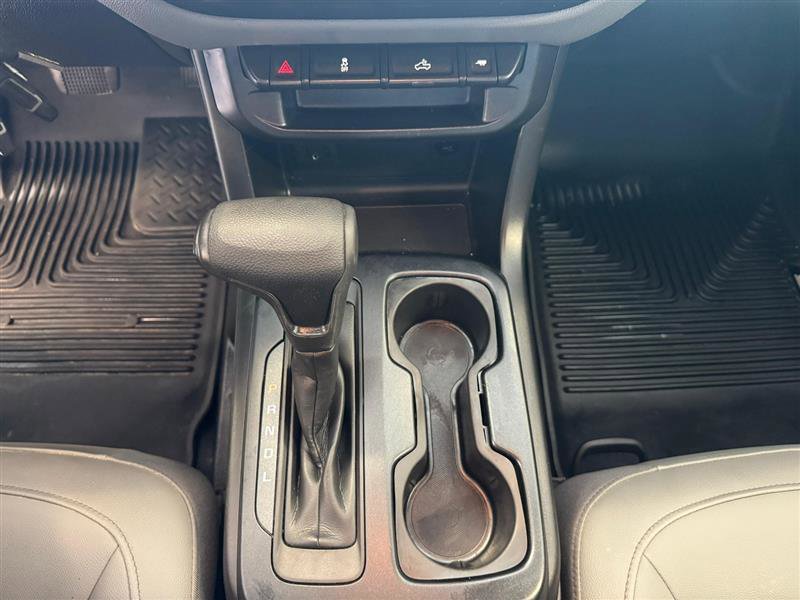 Vehicle image 18 of 27