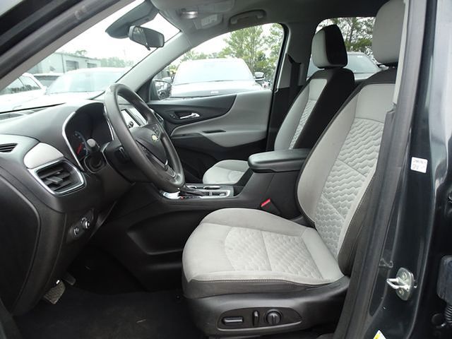 Vehicle image 8 of 37