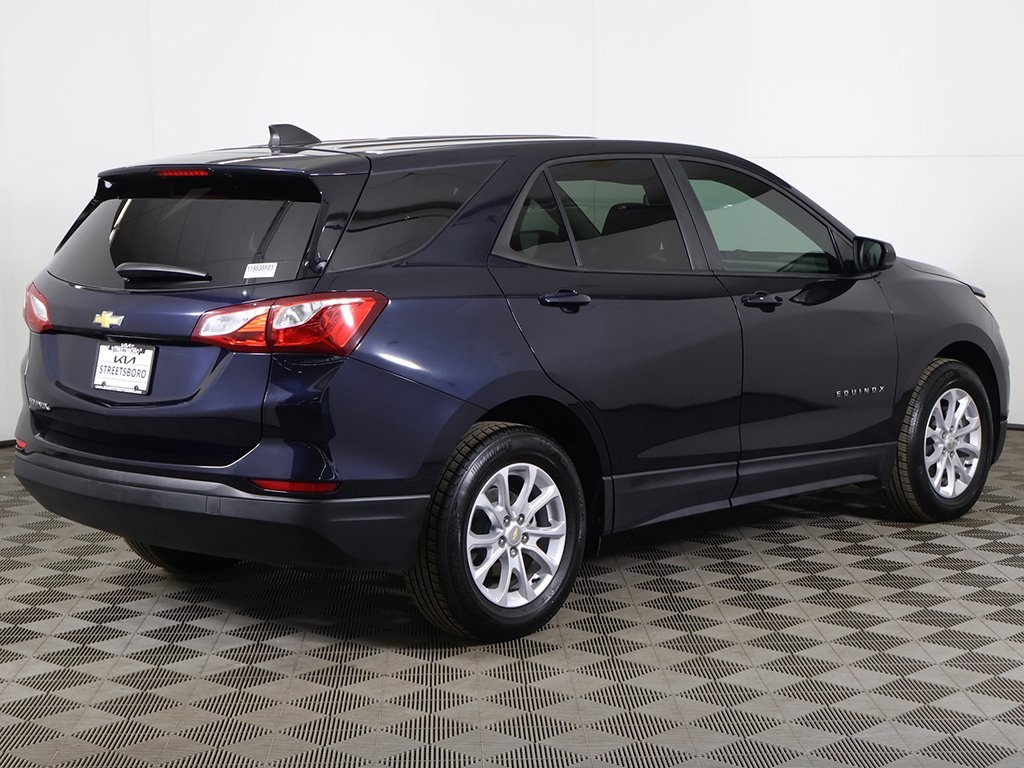 2021 Chevrolet Equinox LS Image 7 of 47