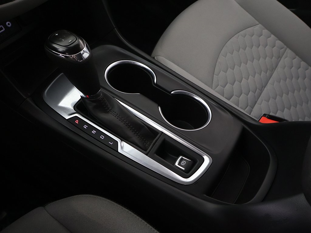 2021 Chevrolet Equinox LS Image 31 of 47