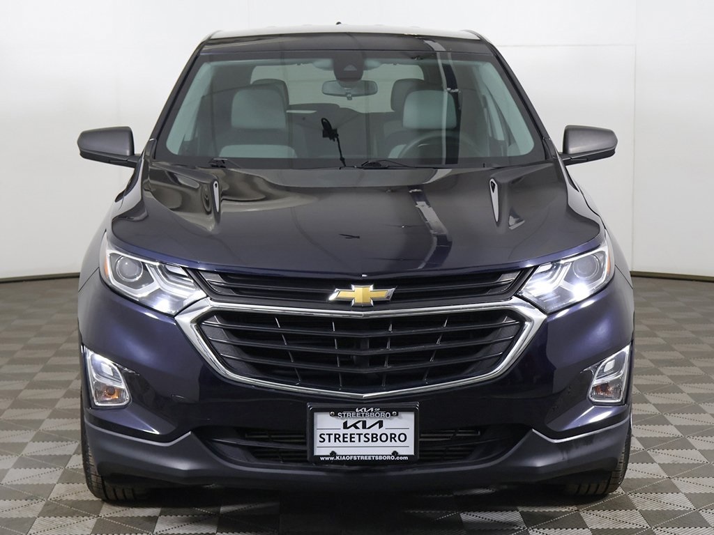 2021 Chevrolet Equinox LS Image 2 of 47