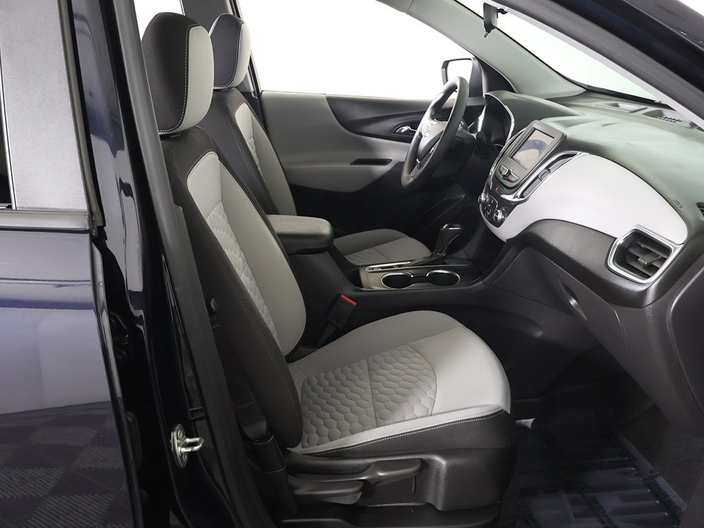 2021 Chevrolet Equinox LS Image 16 of 47