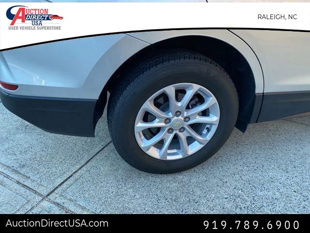 Vehicle image 17 of 47