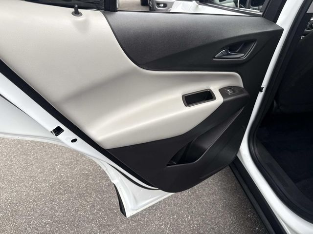 2021 Chevrolet Equinox LS Image 24 of 36