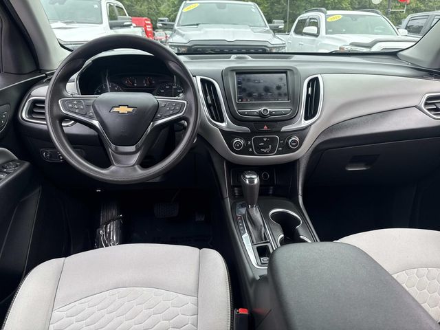 2021 Chevrolet Equinox LS Image 13 of 36