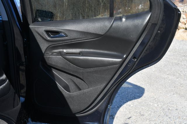 Vehicle image 13 of 27