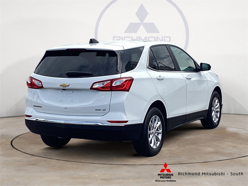 Vehicle image 4 of 21
