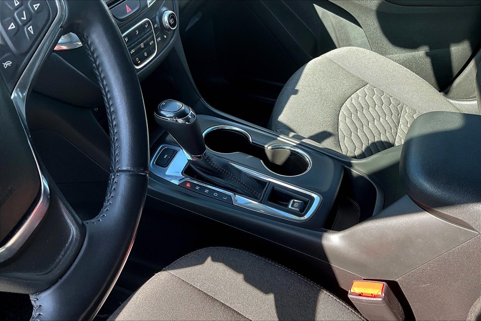 Vehicle image 15 of 35