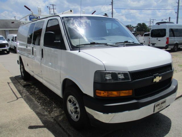 2021 Chevrolet Express Base Image 1 of 32