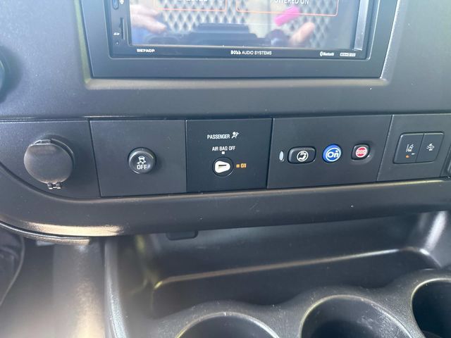 2021 Chevrolet Express Base Image 17 of 27