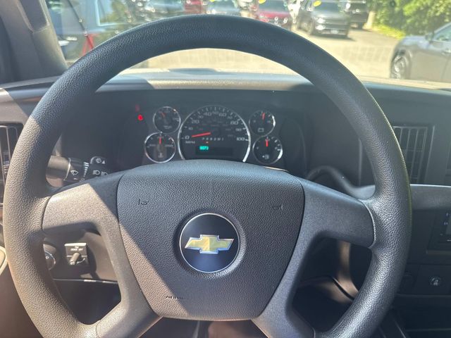 2021 Chevrolet Express Base Image 13 of 27