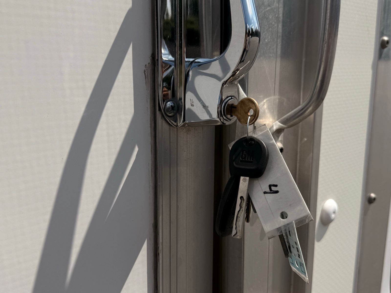 2021 Chevrolet Express Base Image 28 of 43