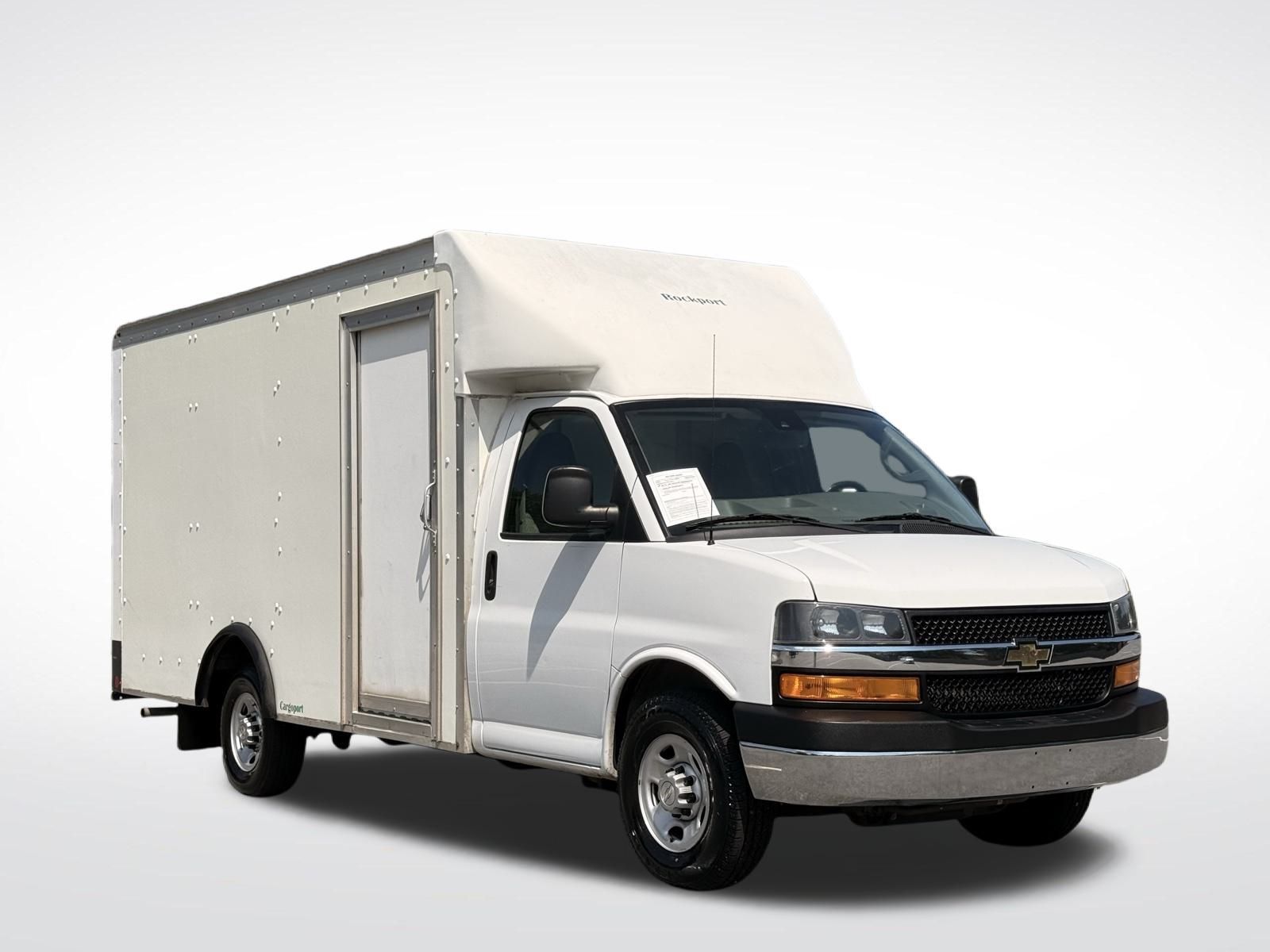 2021 Chevrolet Express Base Image 4 of 43