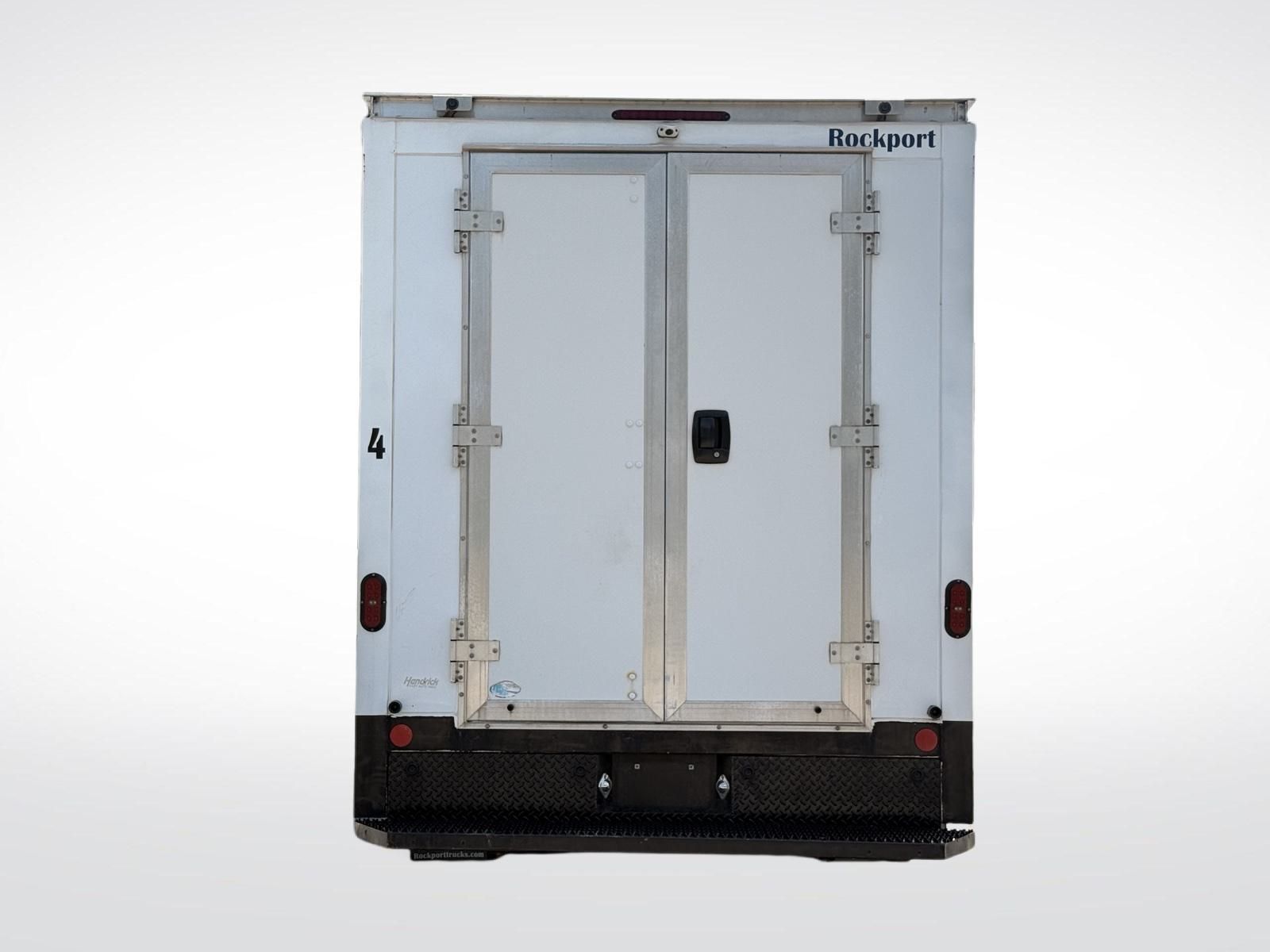 2021 Chevrolet Express Base Image 35 of 43