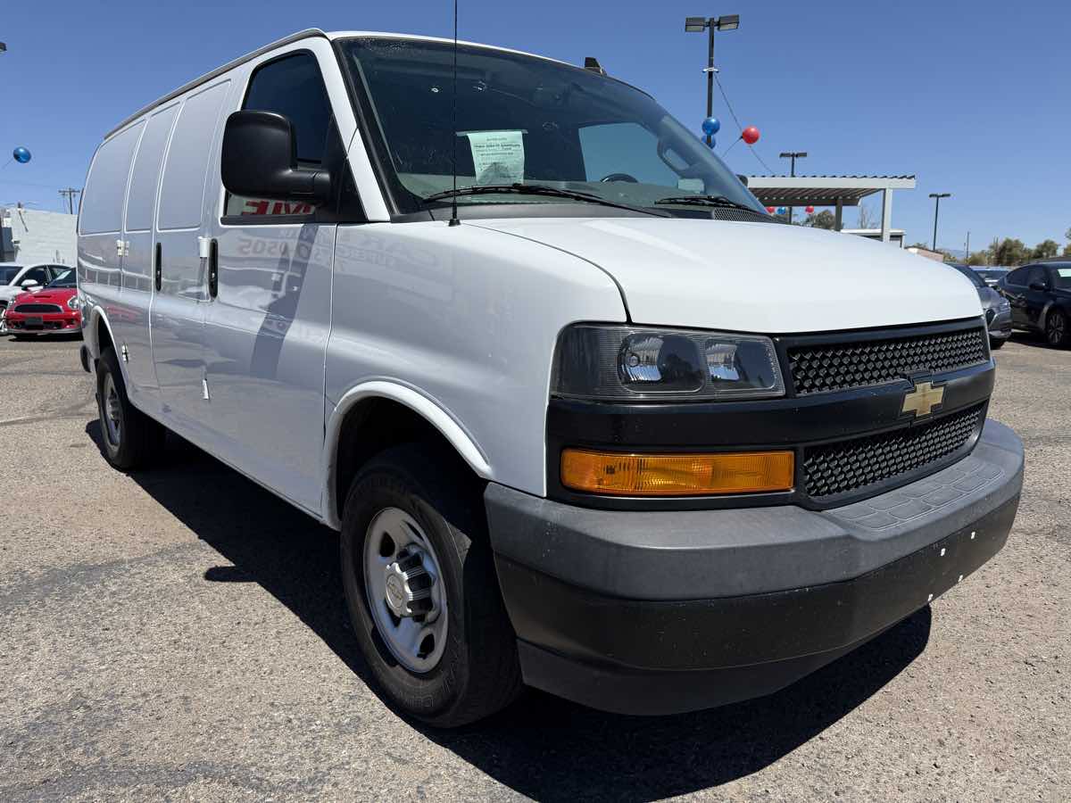 2021 Chevrolet Express Base Image 2 of 12