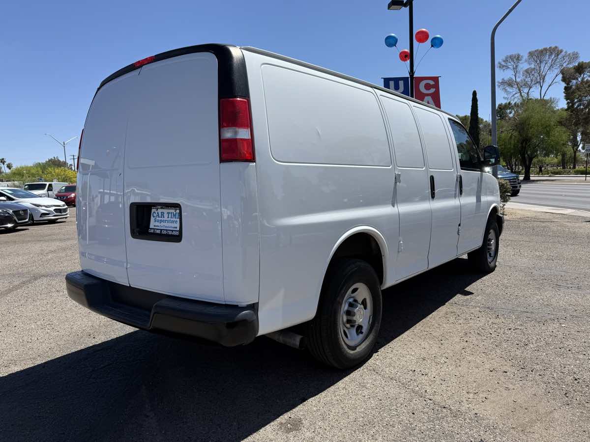 2021 Chevrolet Express Base Image 4 of 12