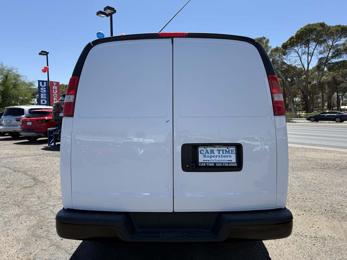 2021 Chevrolet Express Base Image 9 of 12
