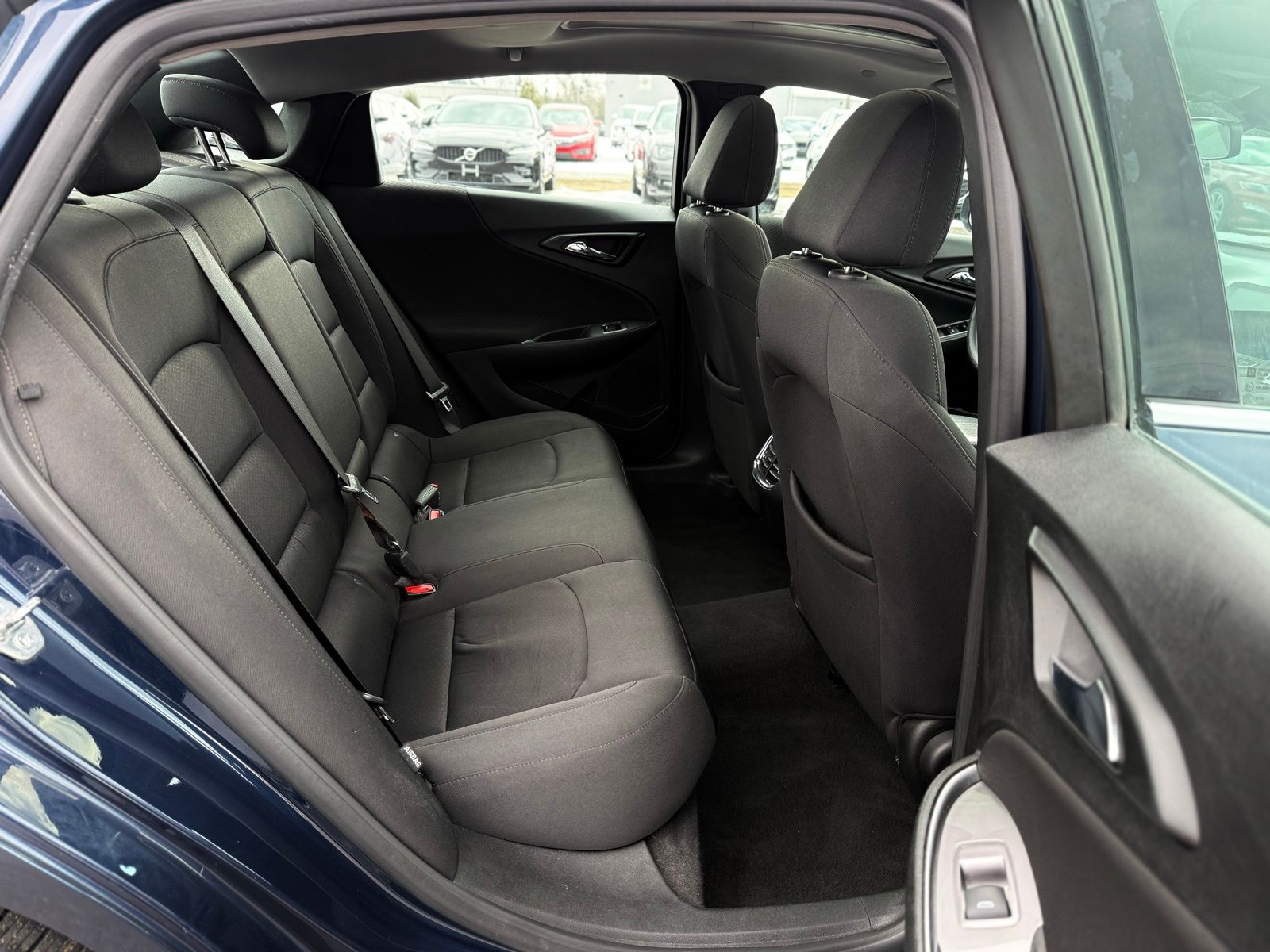 2021 Chevrolet Malibu LT Image 14 of 40