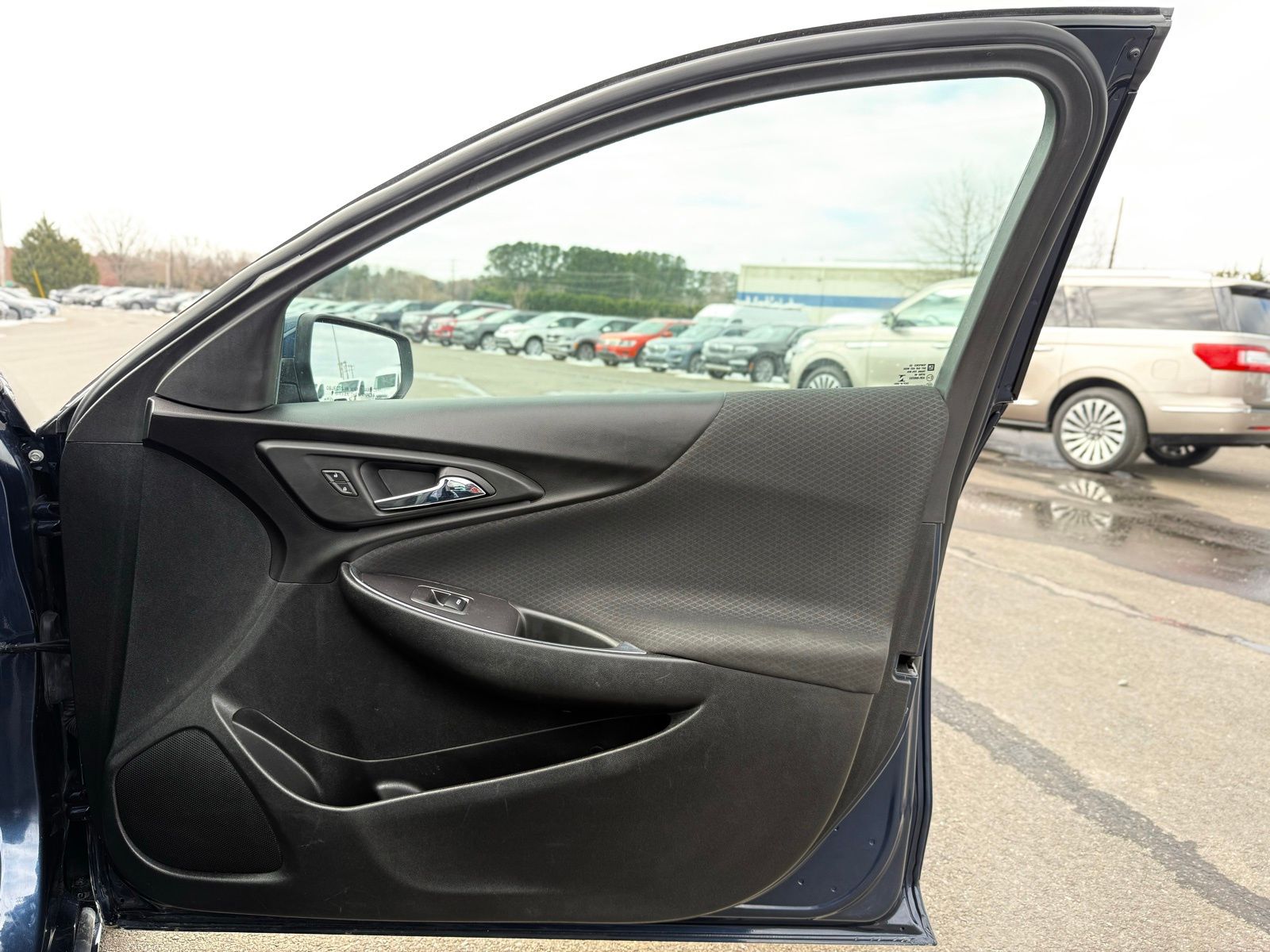 2021 Chevrolet Malibu LT Image 23 of 40