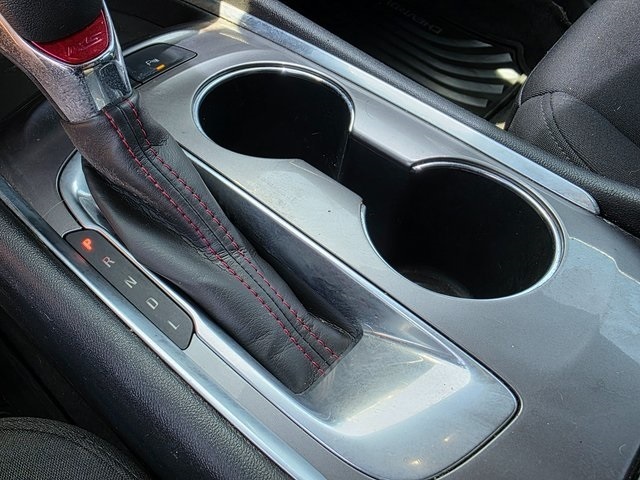 Vehicle image 28 of 40