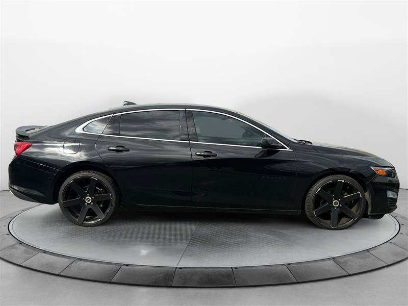 Vehicle image 4 of 15