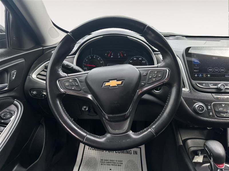 Vehicle image 13 of 15