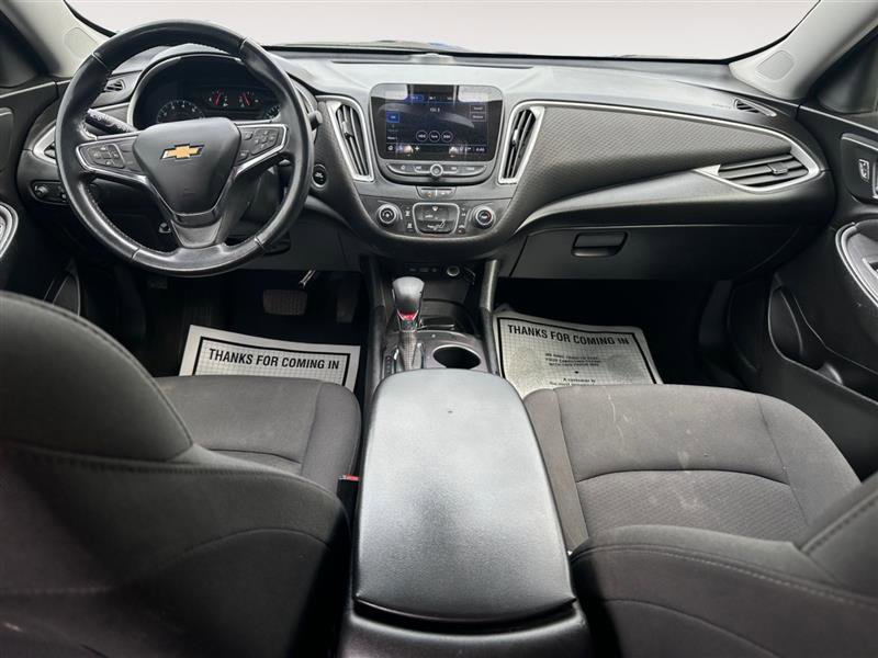Vehicle image 11 of 15