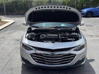 Vehicle image 4 of 41