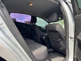 Vehicle image 20 of 41