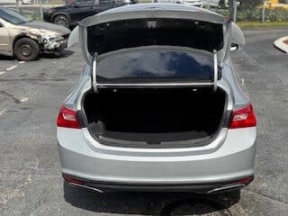Vehicle image 19 of 41