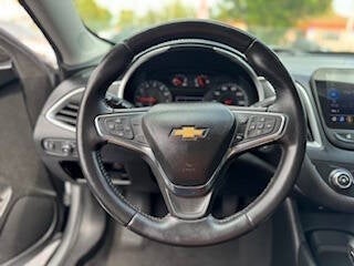 Vehicle image 25 of 41