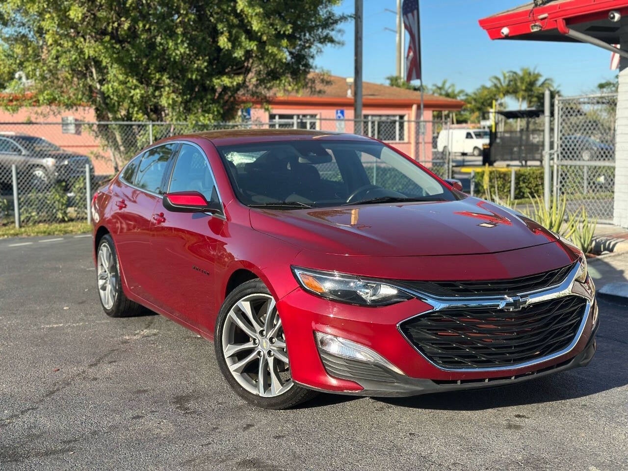 Vehicle image 4 of 40