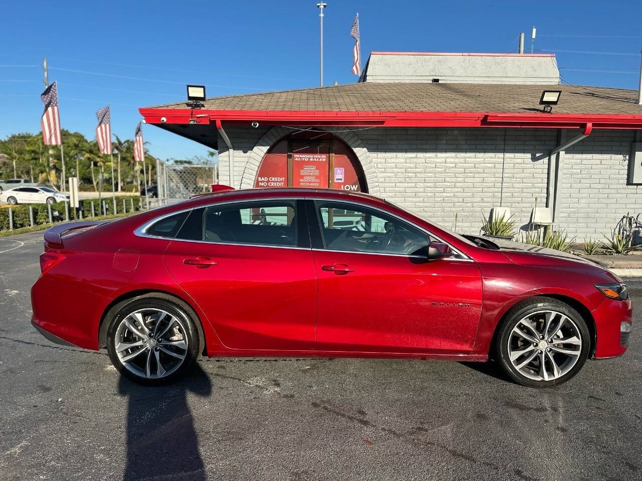 Vehicle image 5 of 40
