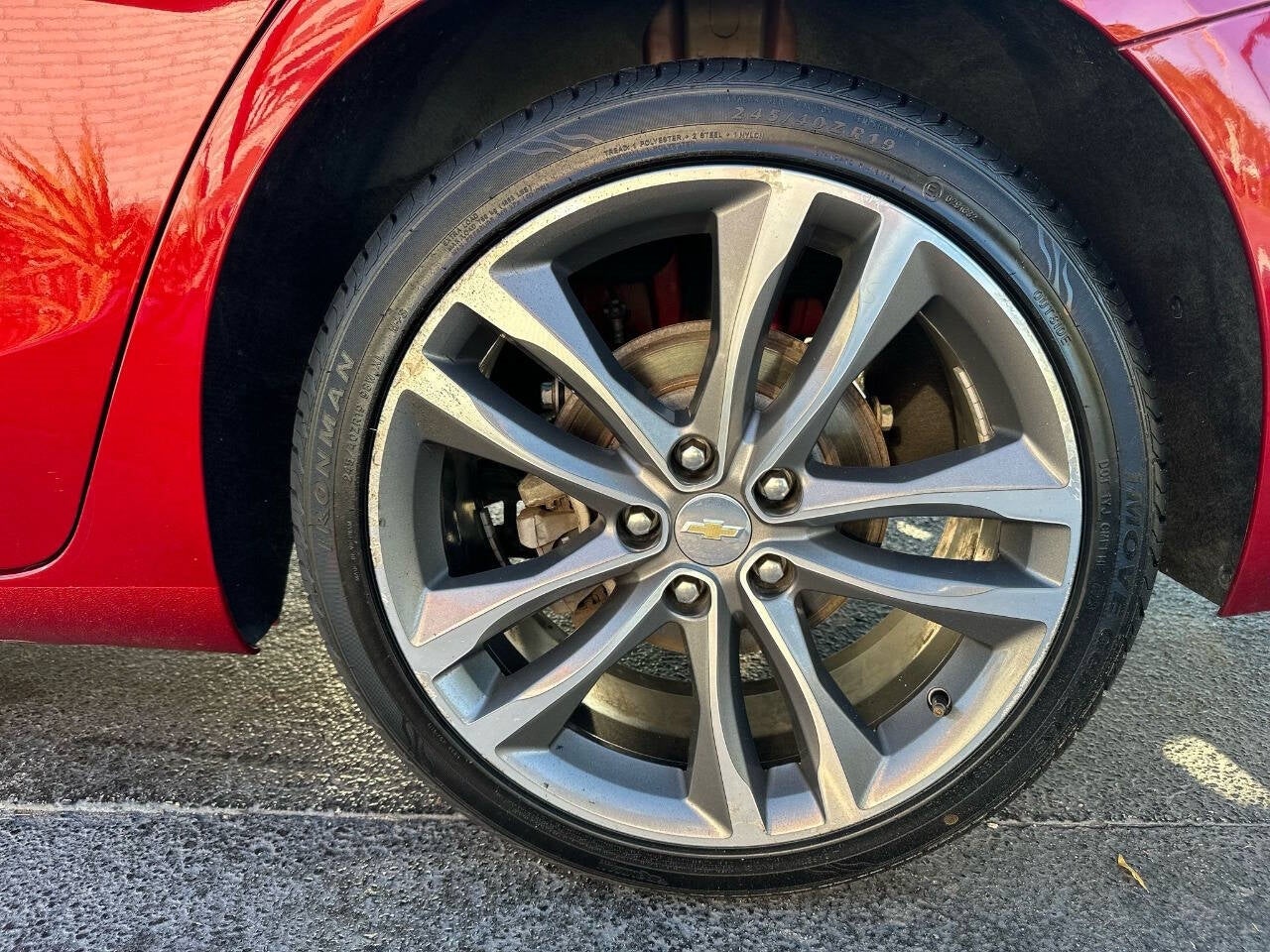 Vehicle image 12 of 40