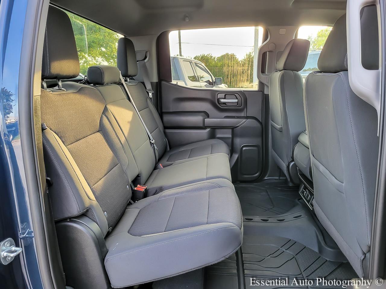 2021 Chevrolet Silverado 1500 LT Image 9 of 36