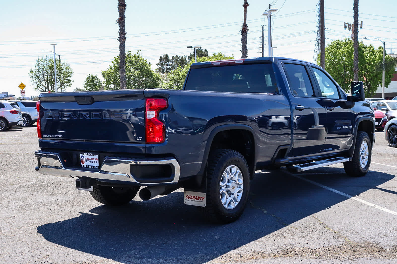 2021 Chevrolet Silverado 3500HD LT Image 3 of 41