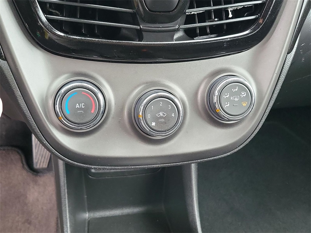 2021 Chevrolet Spark 1LT Image 31 of 35