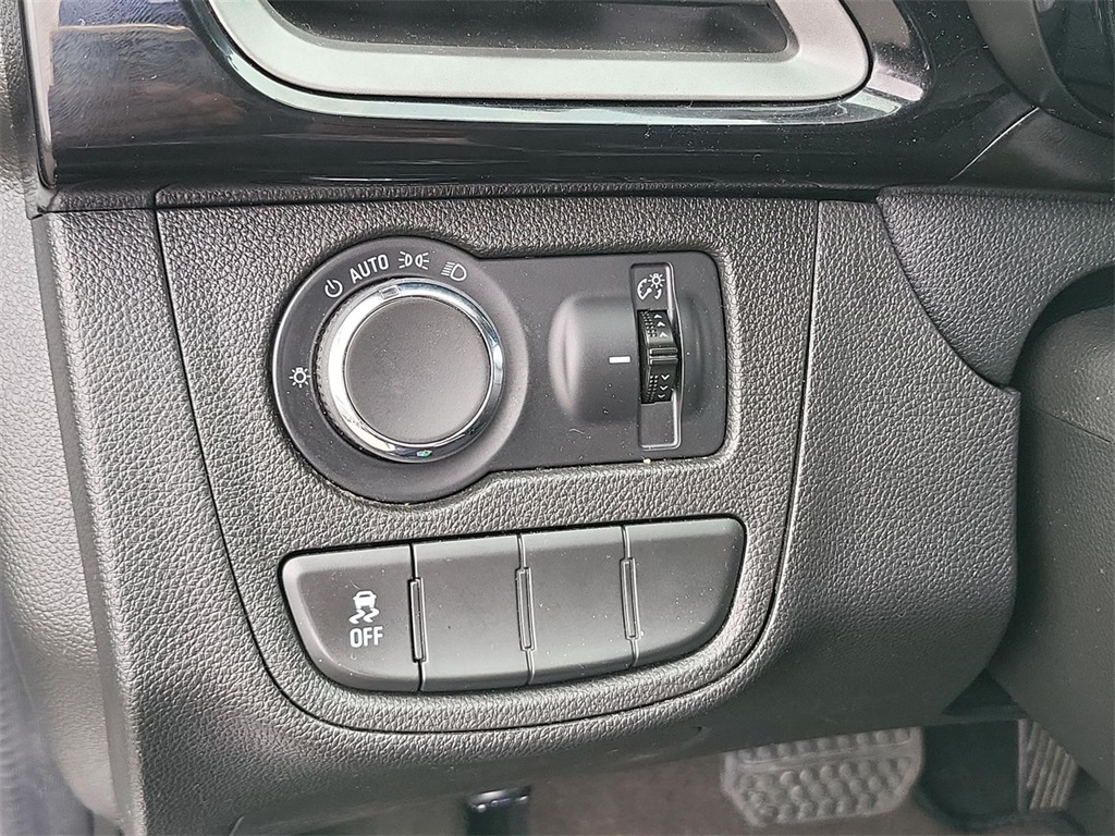 2021 Chevrolet Spark 1LT Image 16 of 35