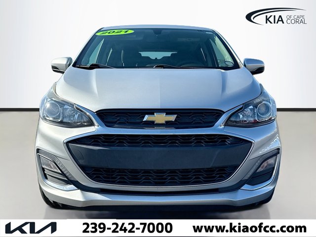 2021 Chevrolet Spark 1LT Image 2 of 40