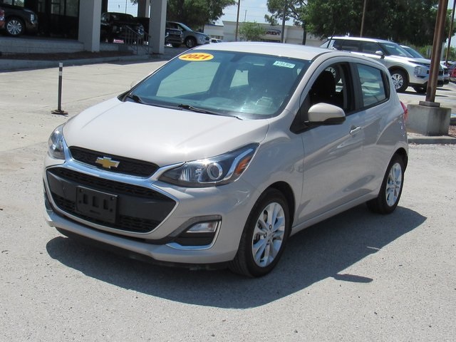 Vehicle image 3 of 40