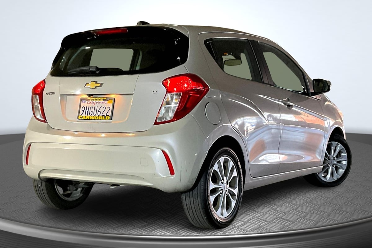 2021 Chevrolet Spark 1LT Image 4 of 33
