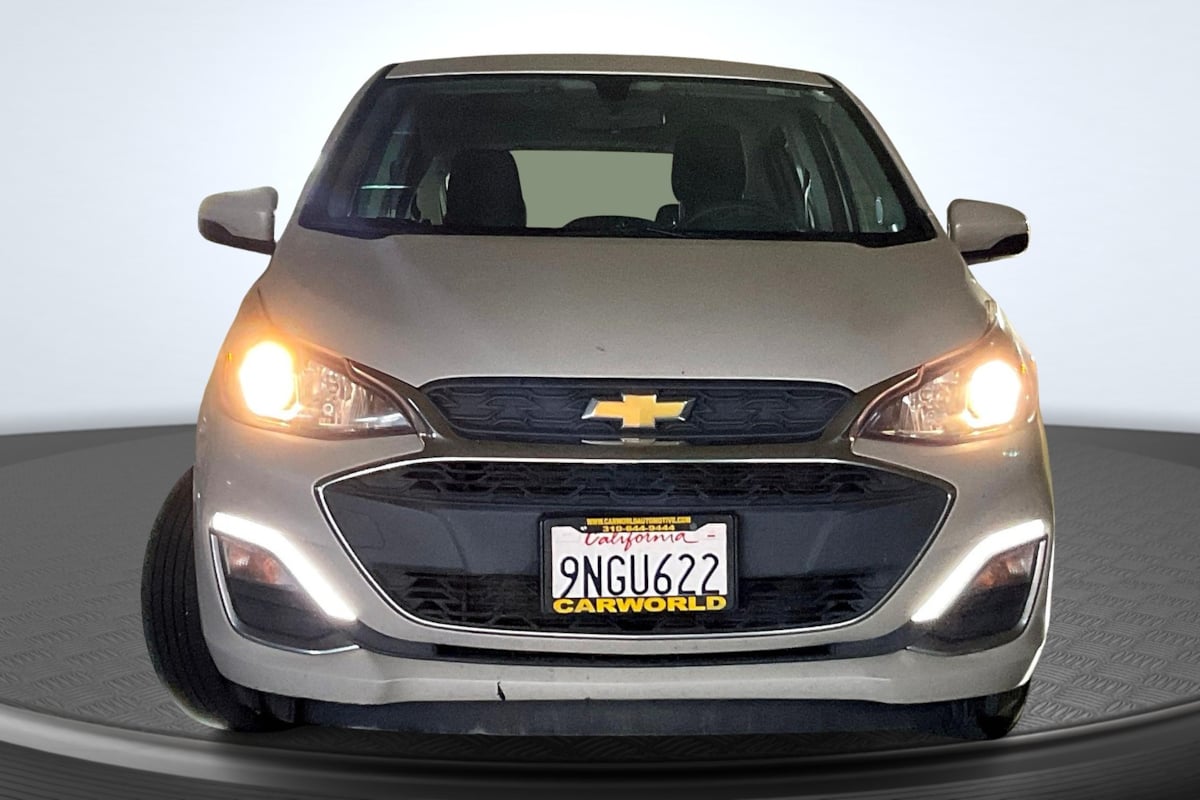 2021 Chevrolet Spark 1LT Image 2 of 33