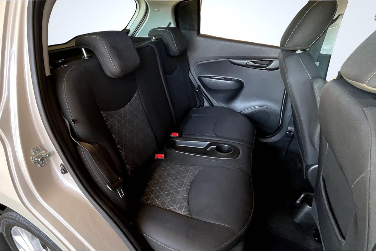 2021 Chevrolet Spark 1LT Image 12 of 33