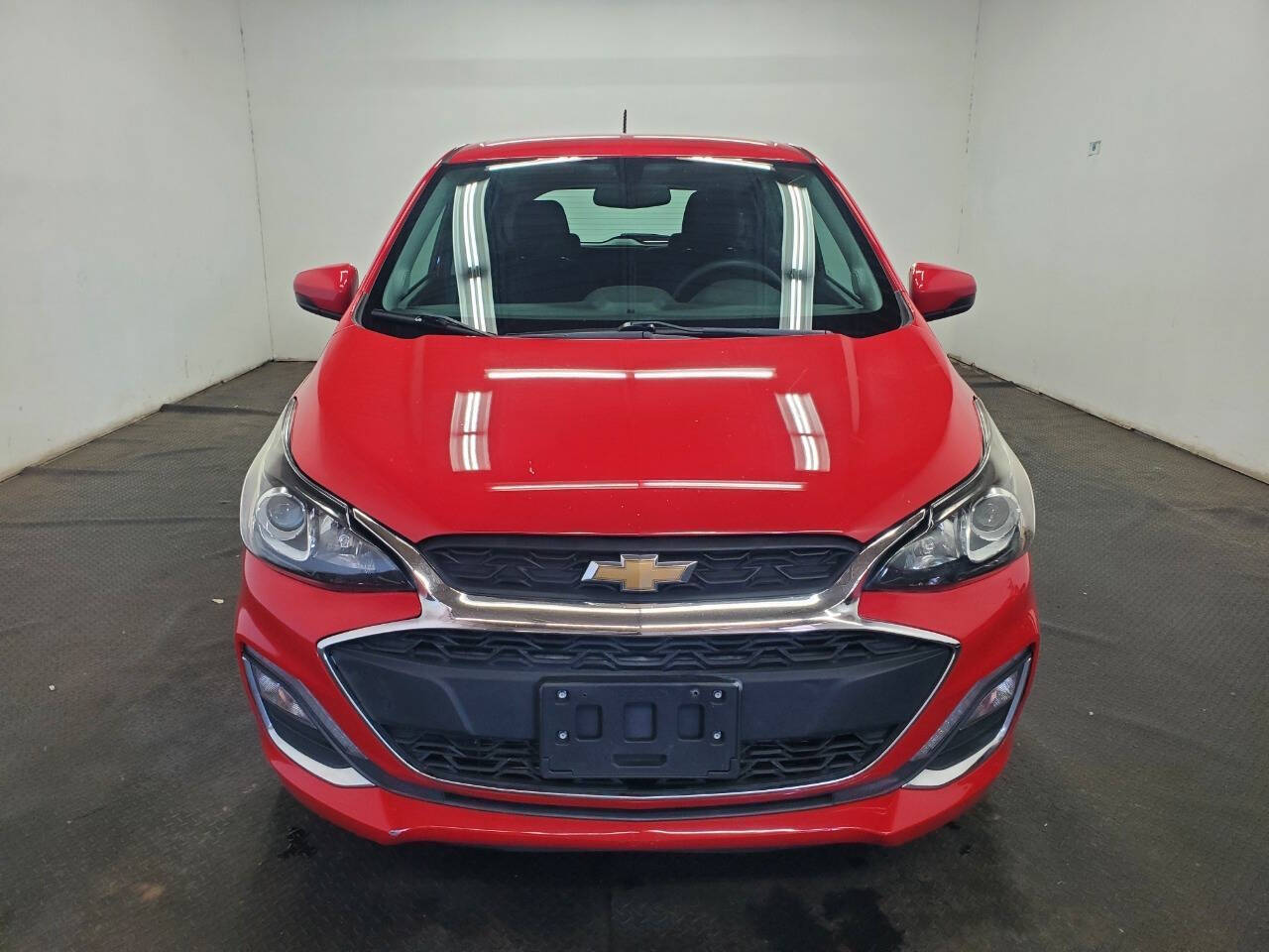 2021 Chevrolet Spark 1LT Image 2 of 22